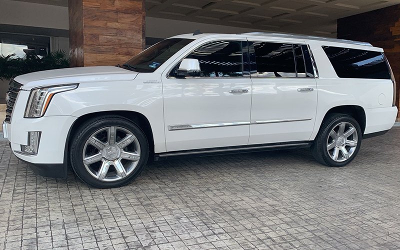 Cadillac luxury transportation service